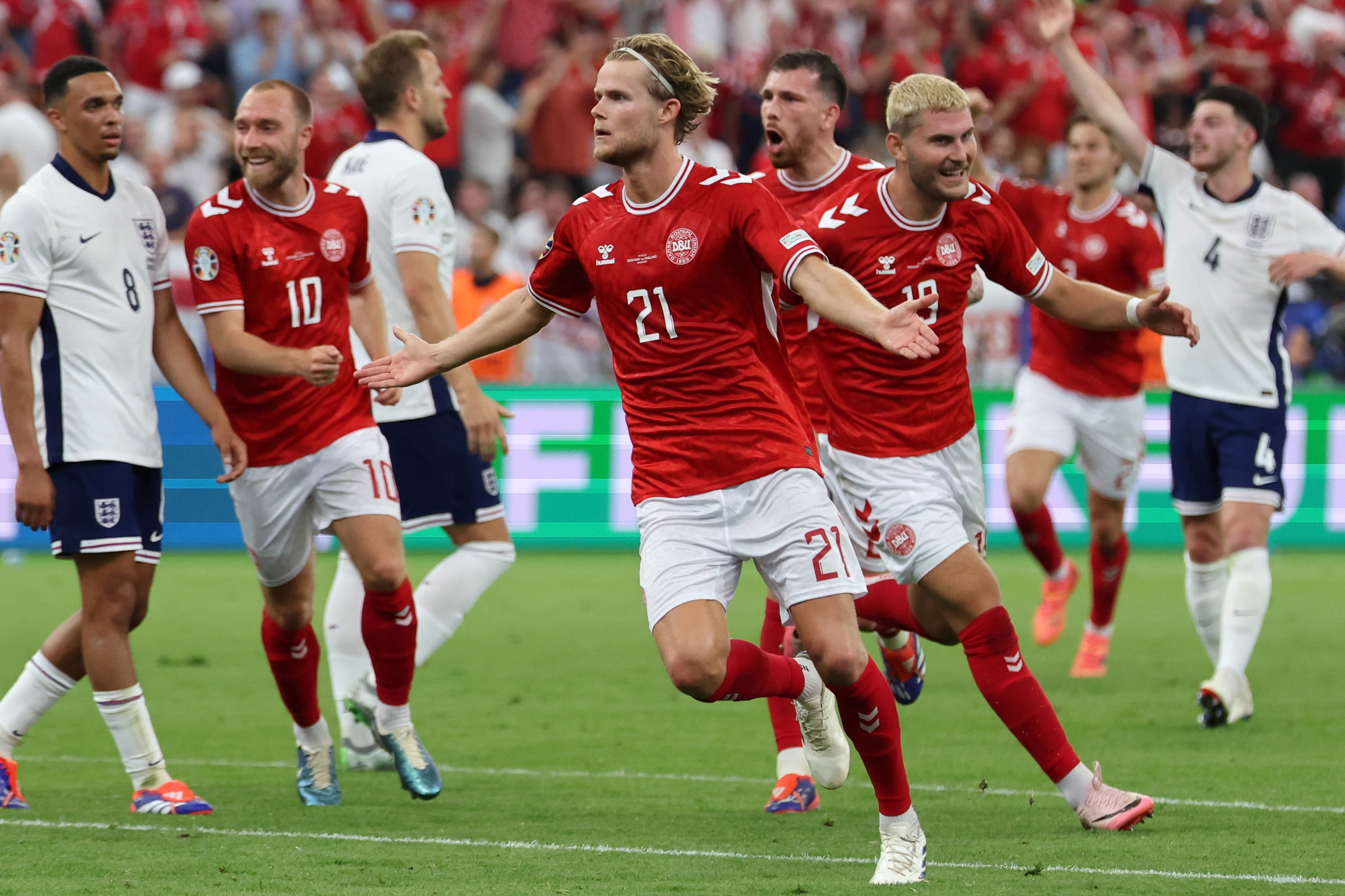 40 Dinamarca Ante Inglaterra
