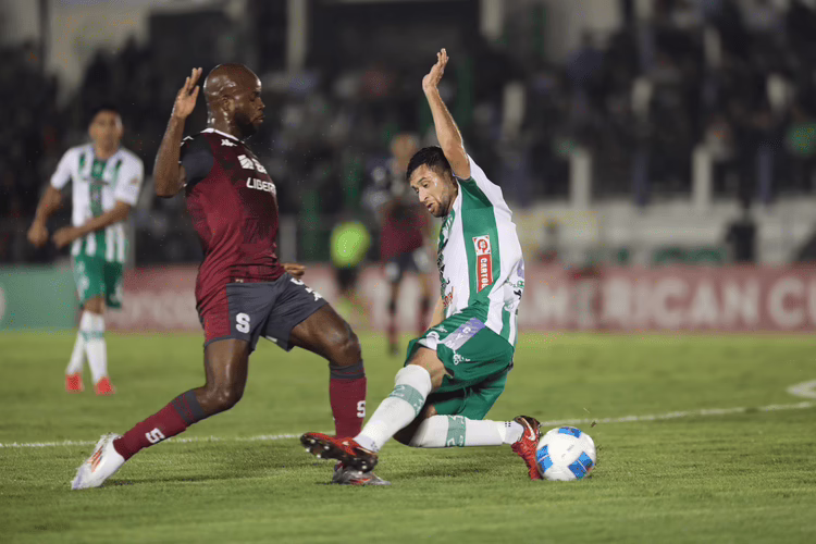 Saprissa y Antigua, Copa Centroamericana