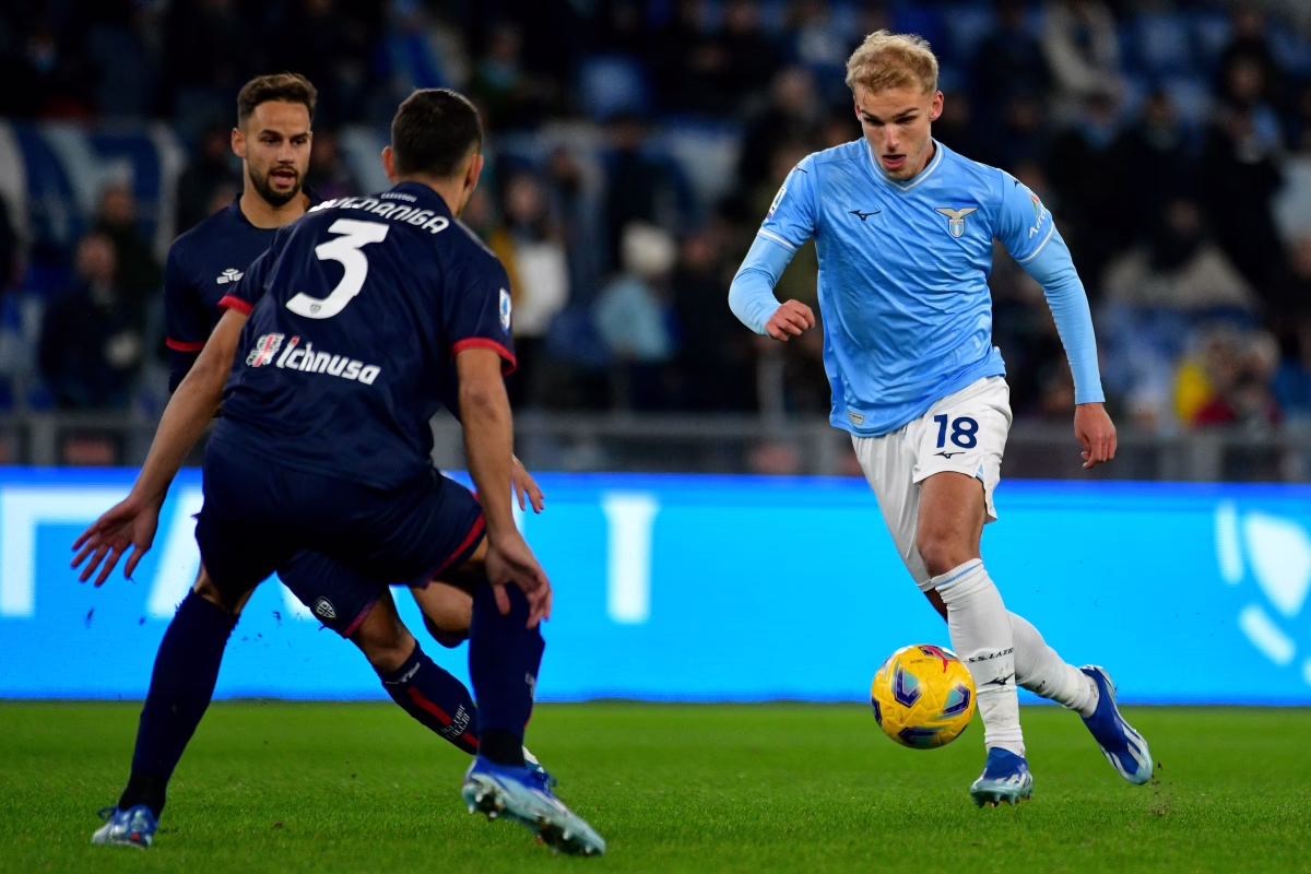 Cagliari y Lazio se enfrentan en la Serie A con realidades opuestas